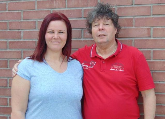 Feltámasztjuk a röplabdát!