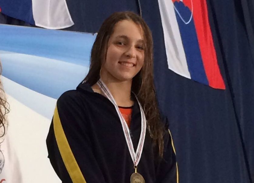 Réka alaposan belehúzott