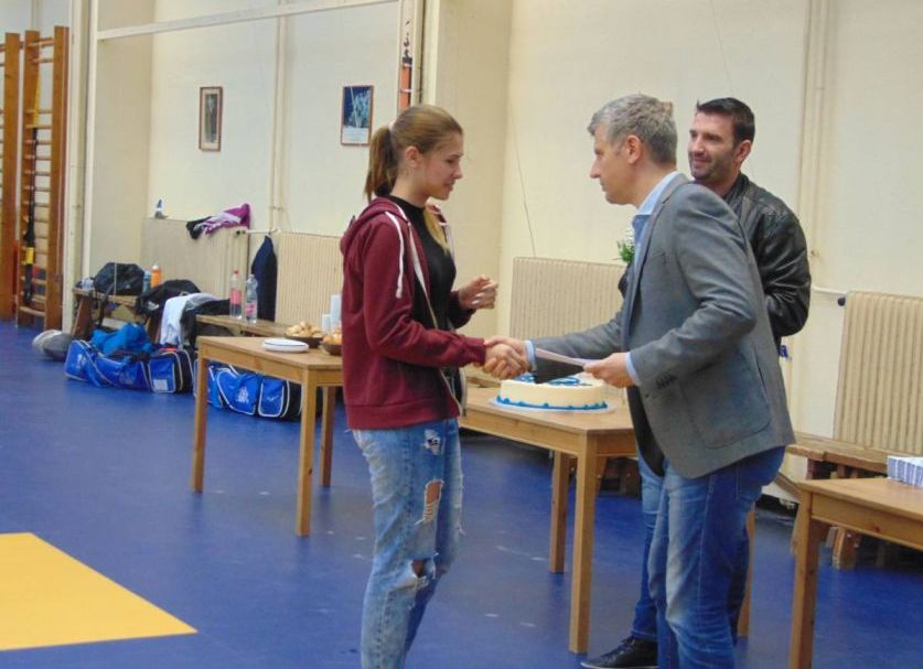 „Válogatott” kardozóink