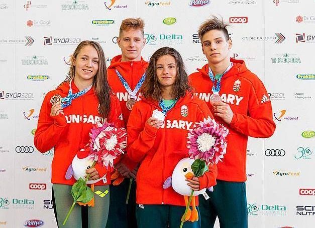 Réka folytatja a gyűjtést