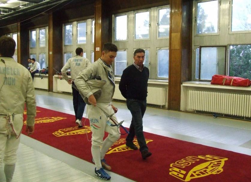 Boldog születésnapot, Mester!