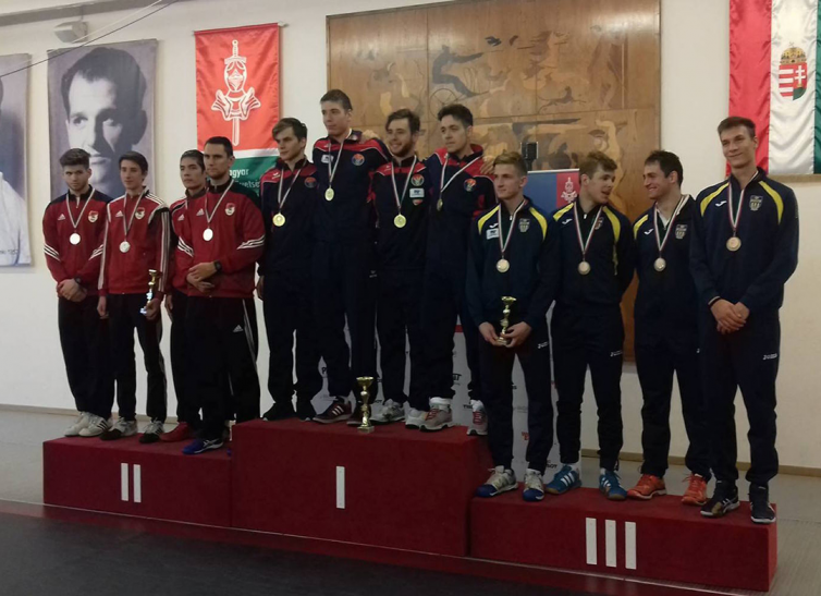 Kupasikerek vívásban