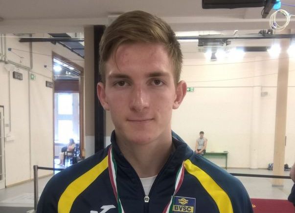 A döntő kapujában