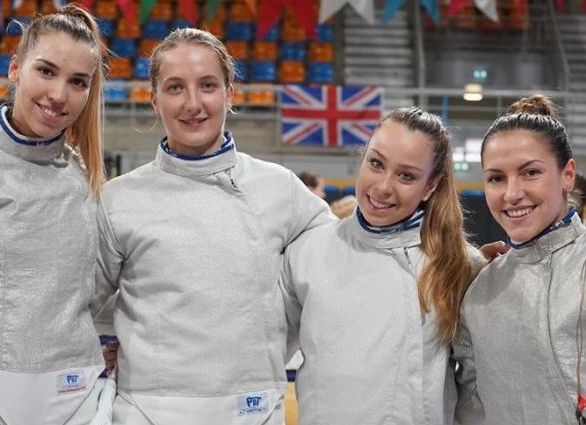 Alakul a magyar csapat