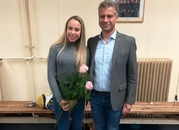 Ötkarikás vívóedzés