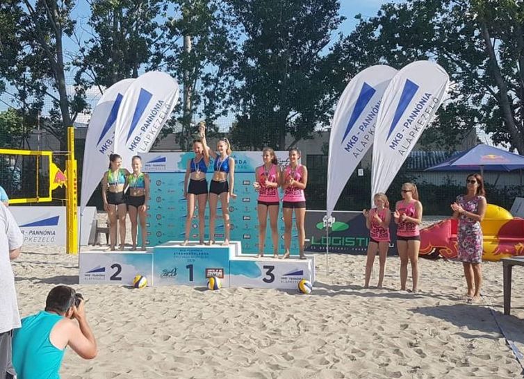 Sikeres röplabdás hétvége