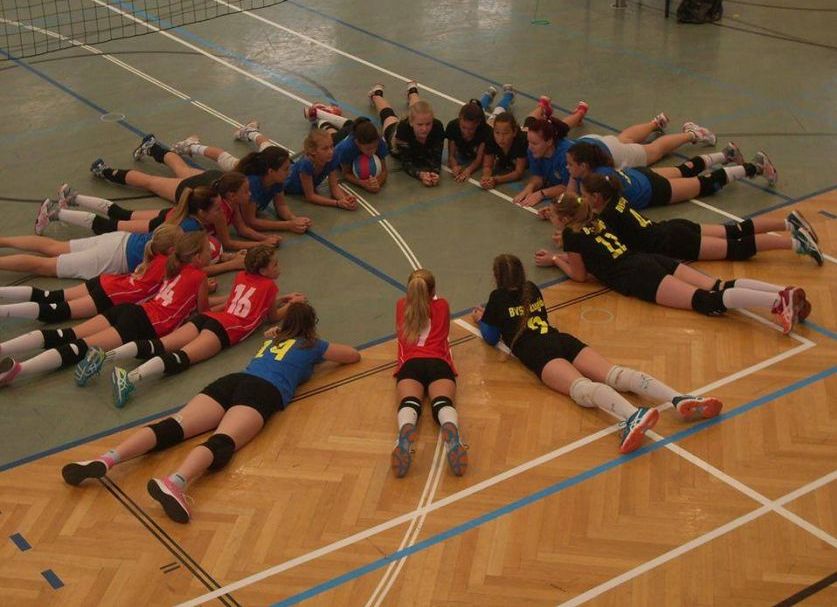 Gyere röplabdázni!