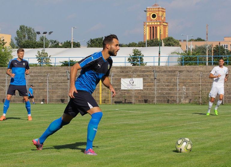 Kezdődik a kupakaland