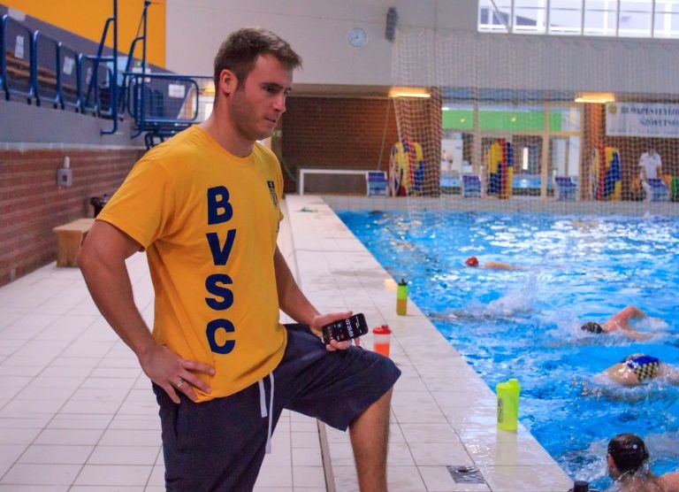 A fiatalítás útján – interjú Szűcs Leventével