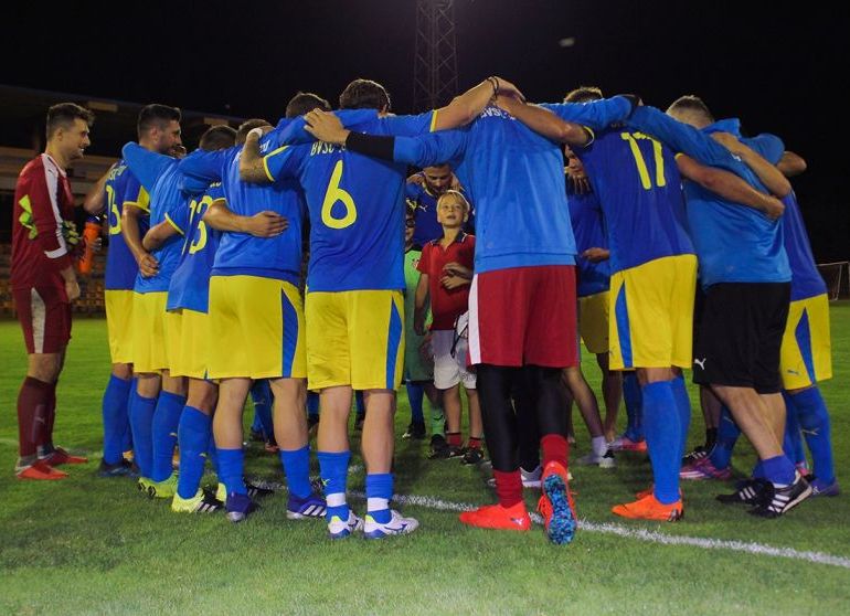 Maradtunk a tabella élén