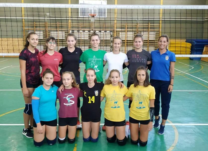 Újonc edzővel, újoncként a bajnokságban