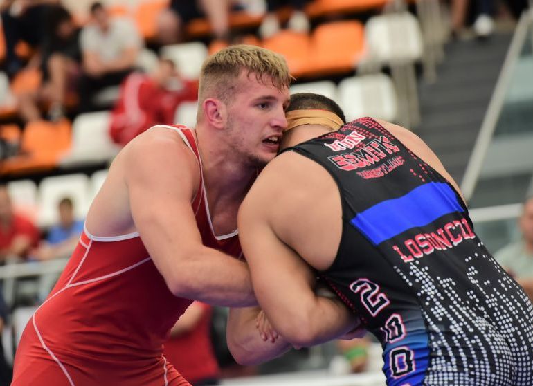 Hazai versenyek után, nemzetközire várva