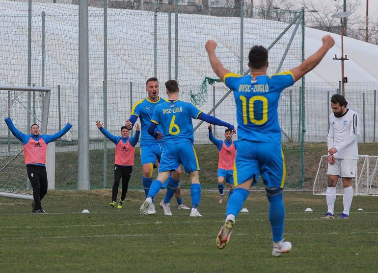 Zsinórban hetedik győzelmüket aratták labdarúgóink