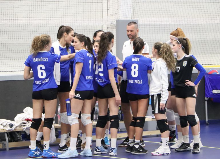 Csütörtökön bajnokok lehetnek röplabdázóink