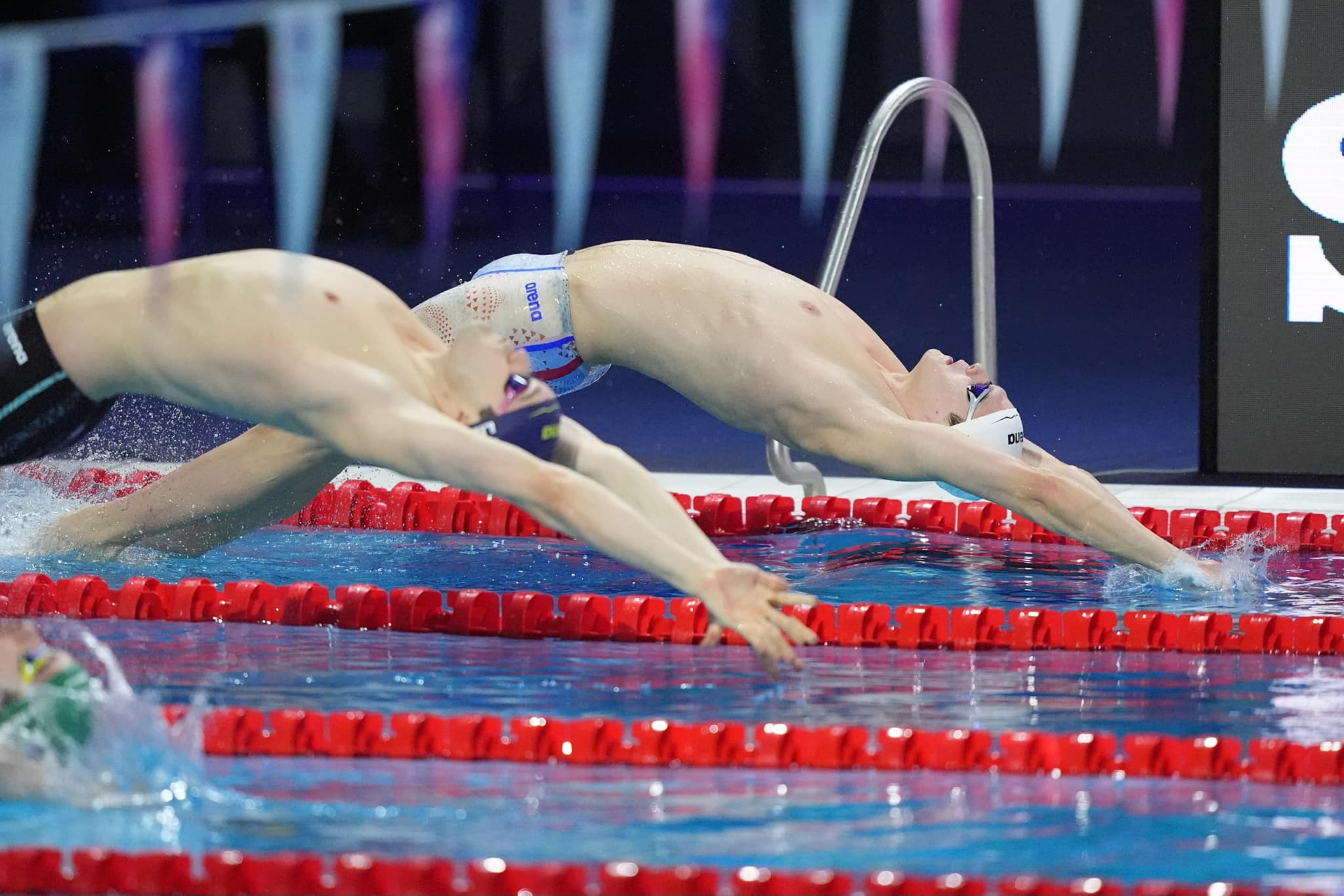Országos csúccsal indult a hazai vb