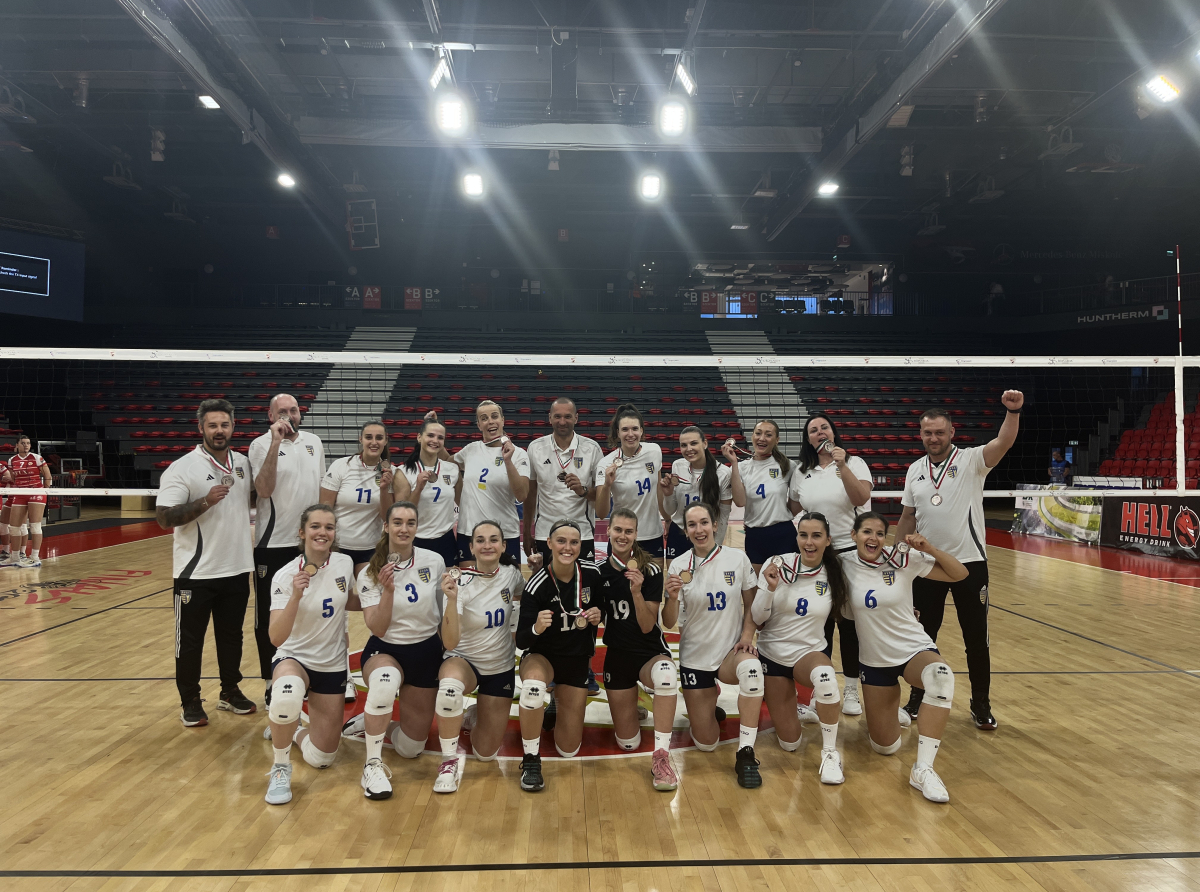 Megvan a bronzérem röplabdázóinknak!