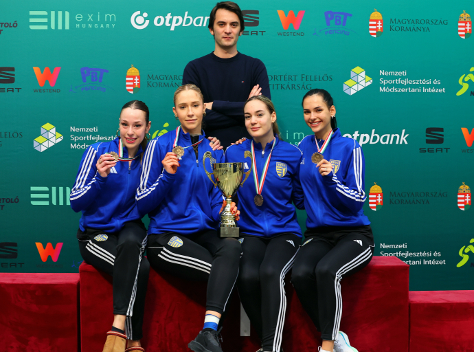 Remek évzárás a vívóktól