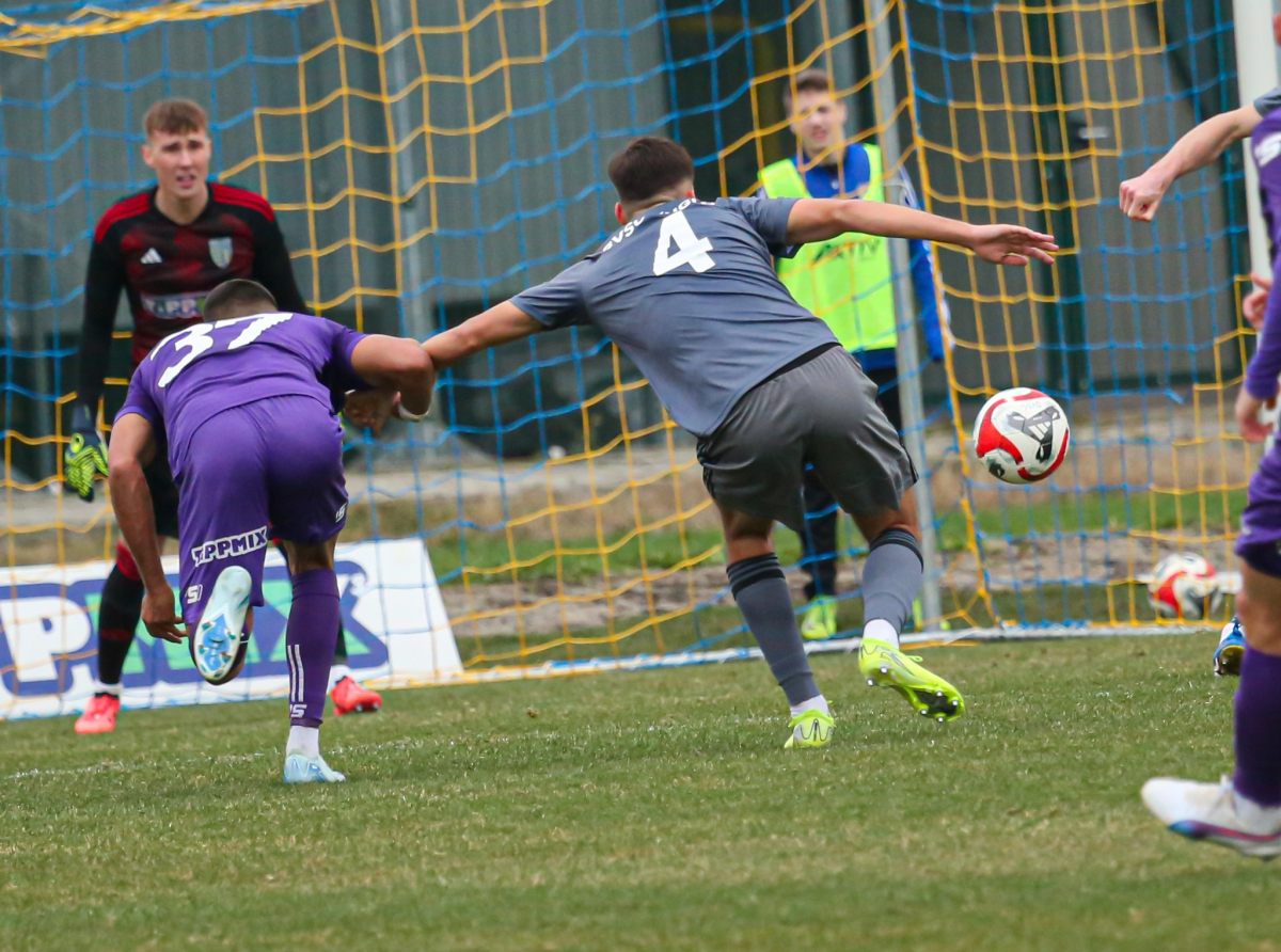 Kölcsönjátékosokkal erősítettek labdarúgóink