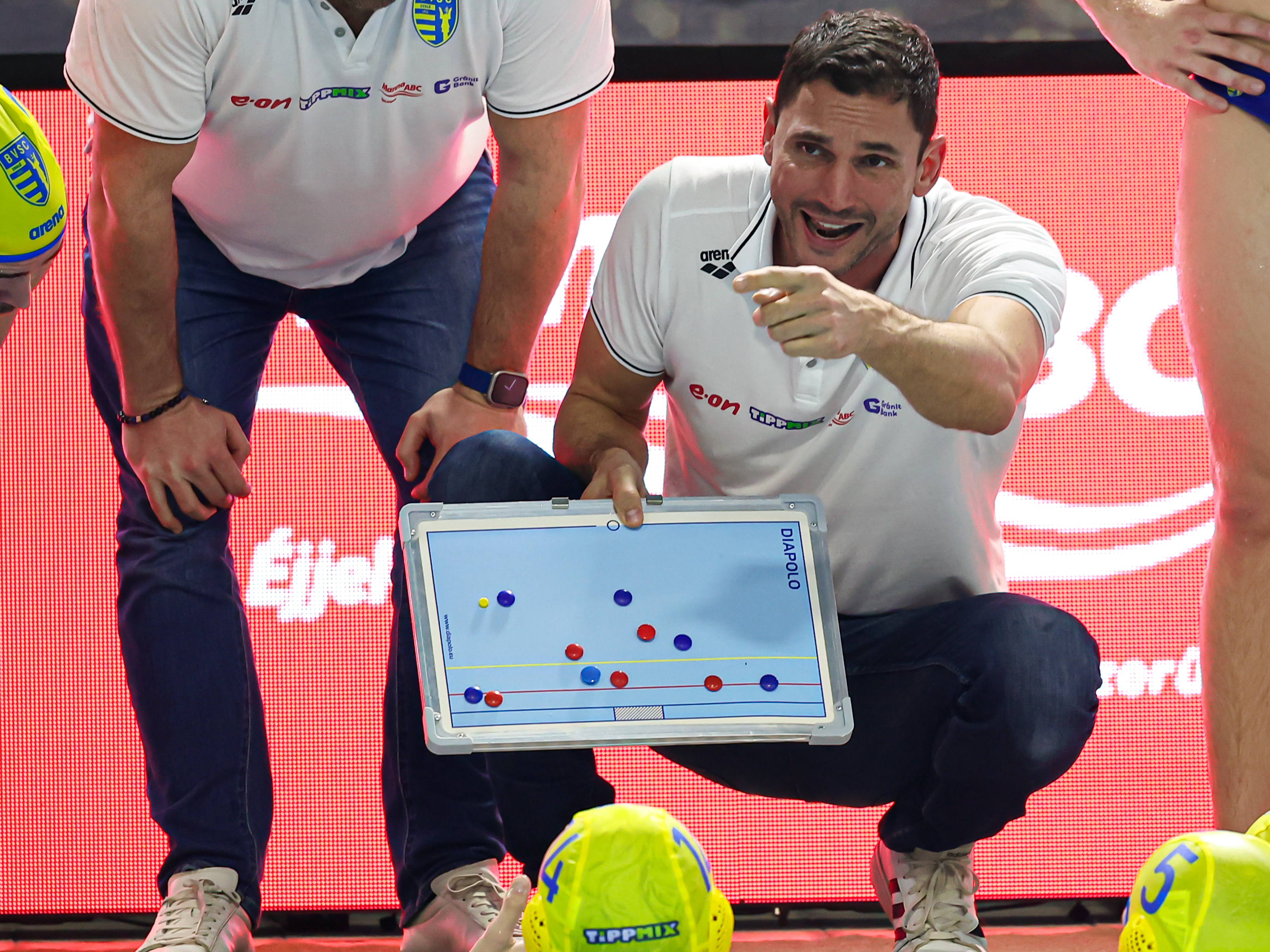 Vasas-hetek következnek